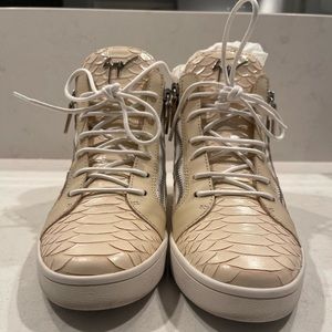 Giuseppe Zanotti womens light pink high tops